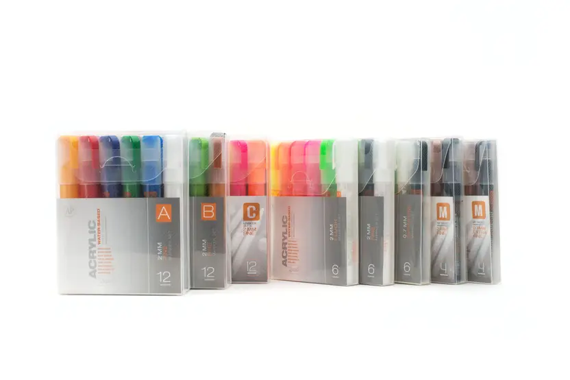 Montana ACRYLIC Marker Set 12er Fine A 2